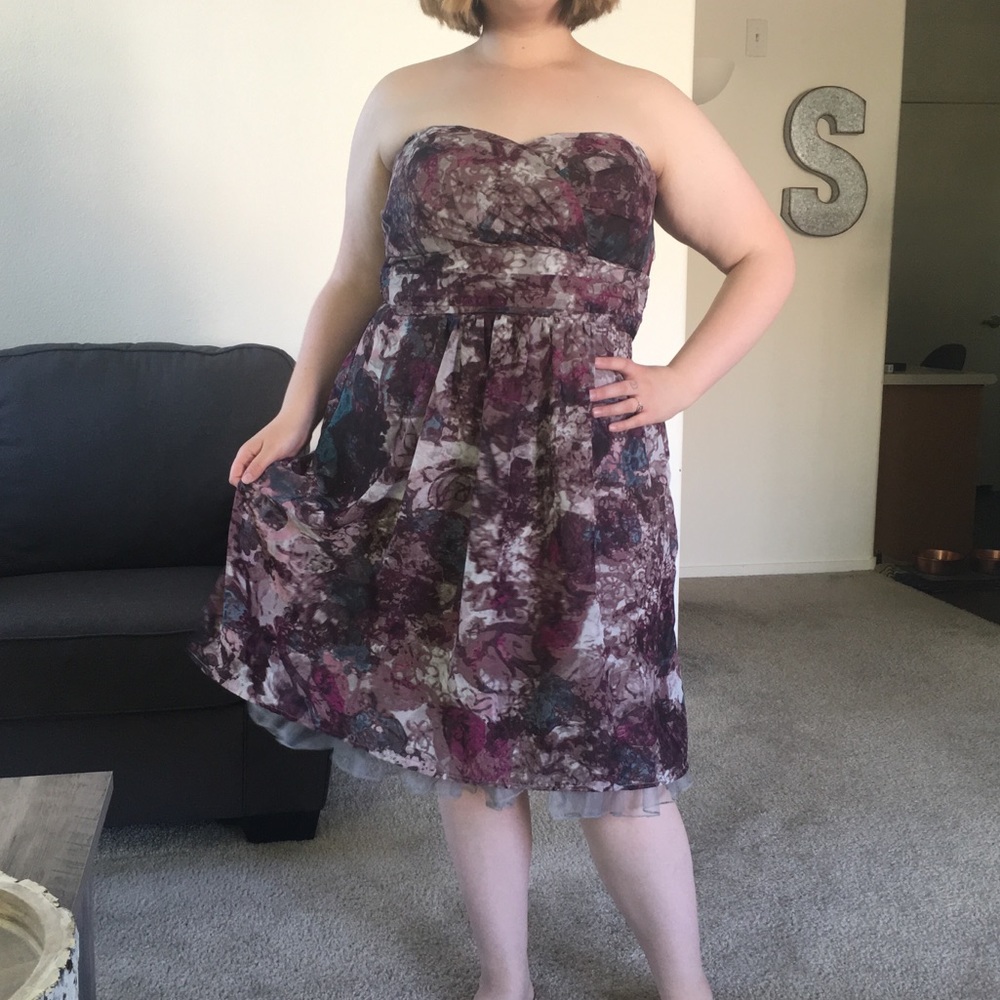 Torrid Strapless Dress Size US 14 - Worn Once!
